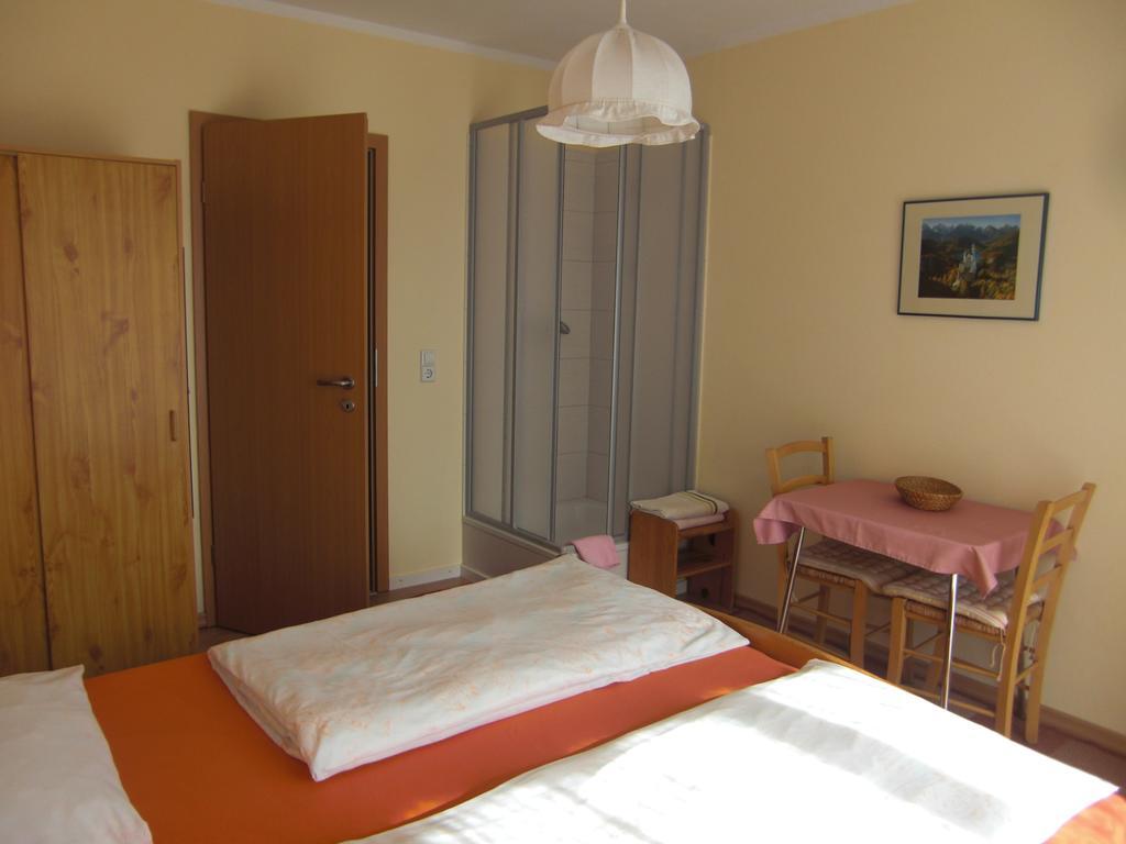 Ferienwohnung Haus Lauria Kressbronn am Bodensee Zimmer foto